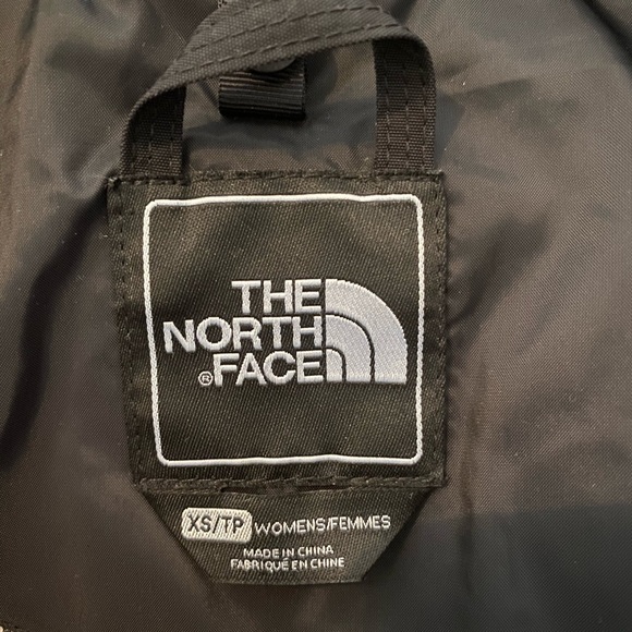 The North Face Black Jacket🌧 - Picture 4 of 4